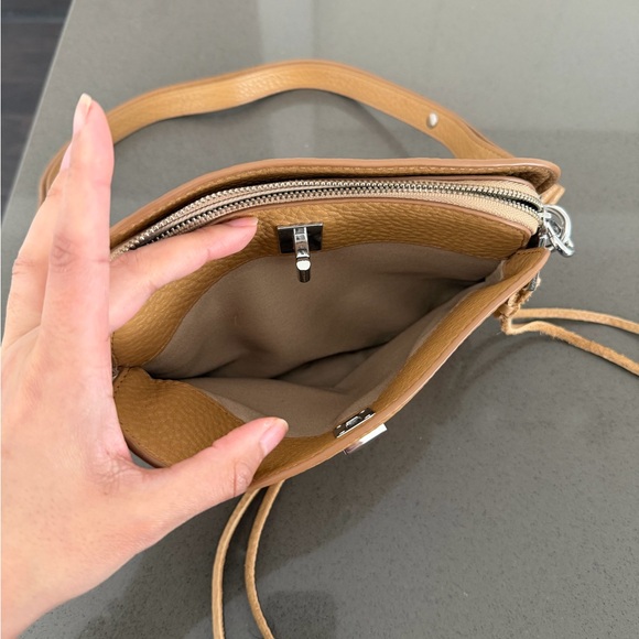 Rebecca Minkoff tan tassel crossbody purse with adjustable strap - Picture 5 of 8